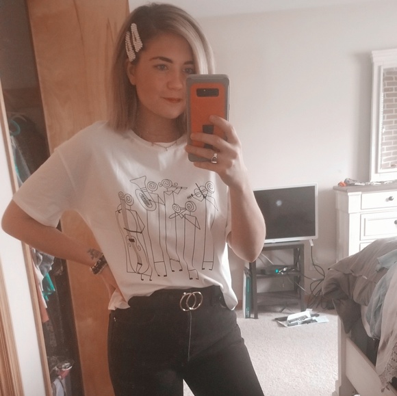 Meet your Posher, Alex - Picture 3 of 4